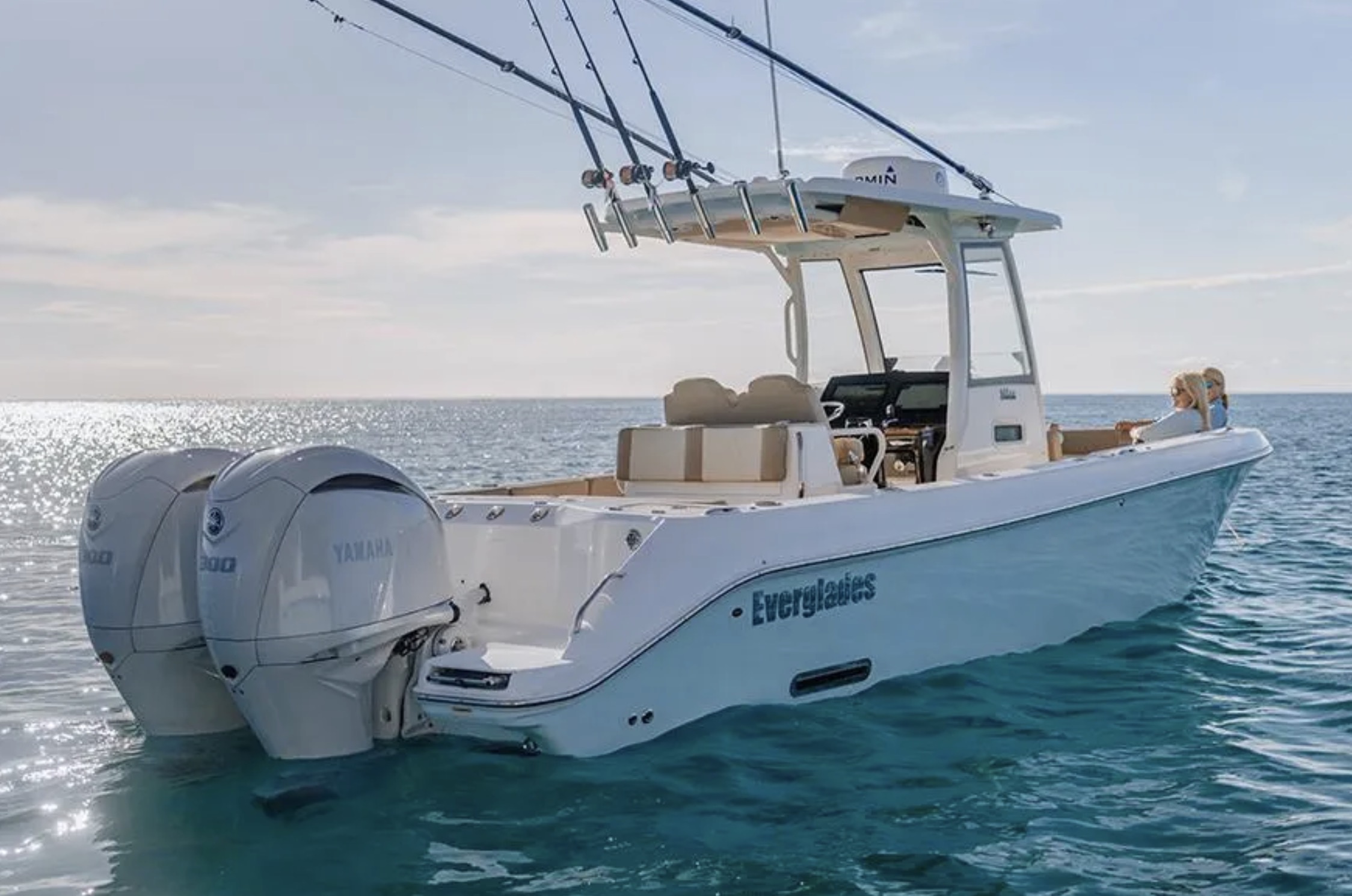 Center console running offshore
